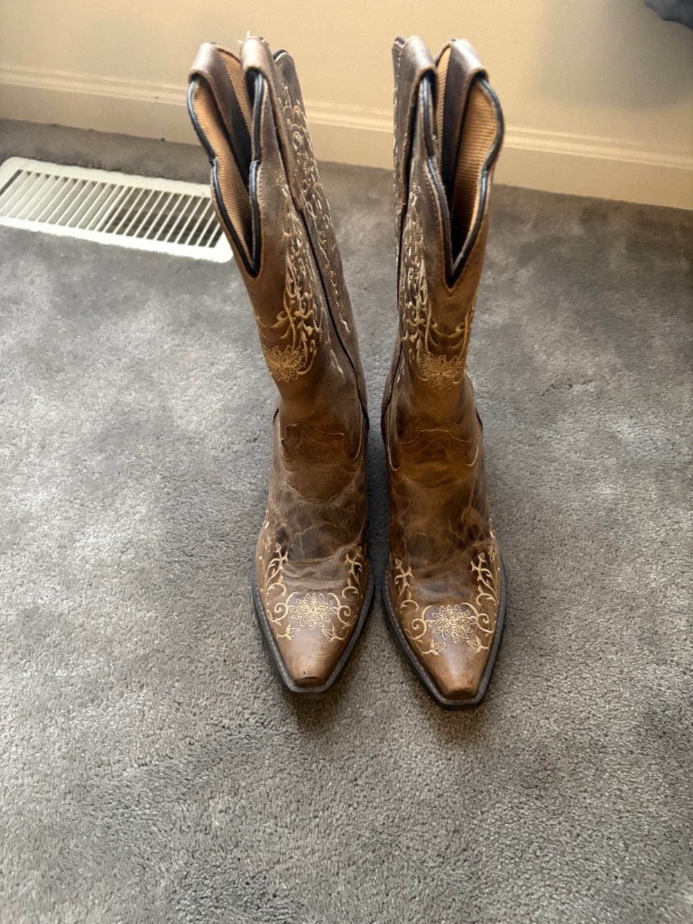 Laredo Cowgirl Boots Size 9,5